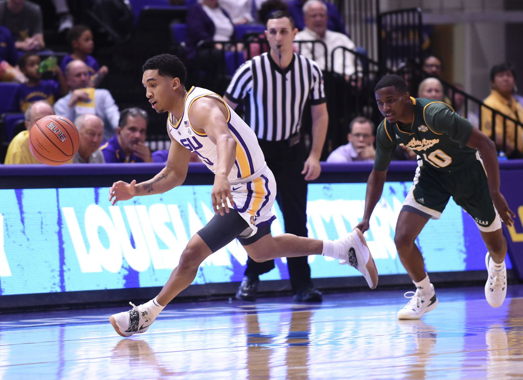 lsumensbasketball.110718_HS_883